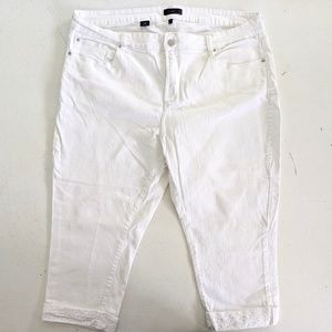 white nydj rhinestone capris